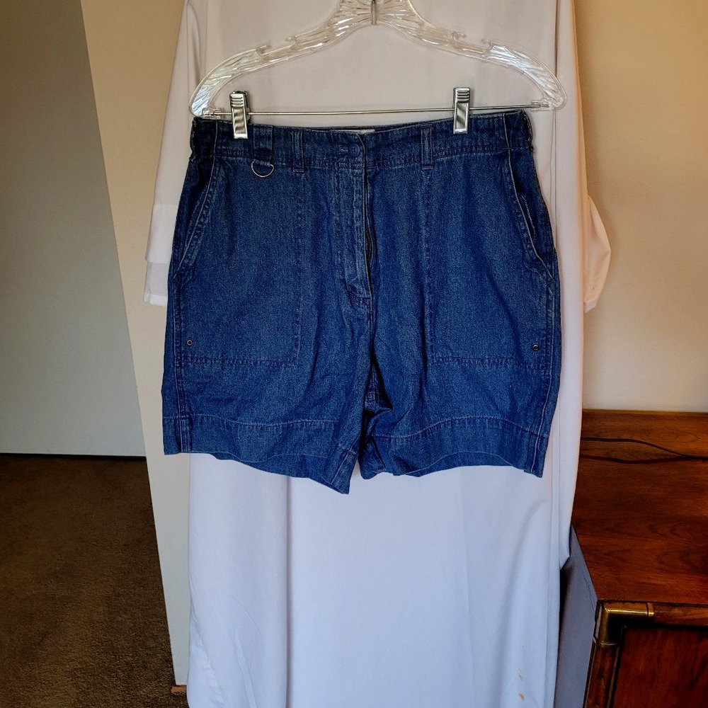 NEW Tribeca Blue Jean Short Size 10 (312)